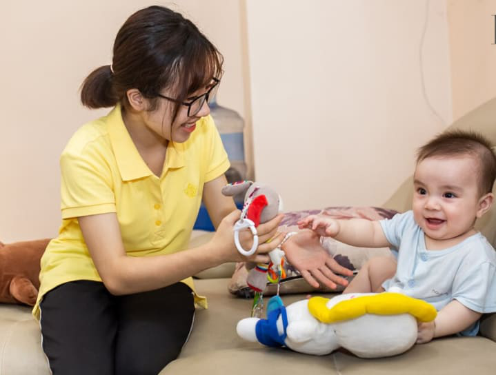 Cung Ứng Lao Động Phước Lộc cam kết cung cấp dịch vụ giúp việc chăm trẻ tốt nhất giup viec trong tre 3